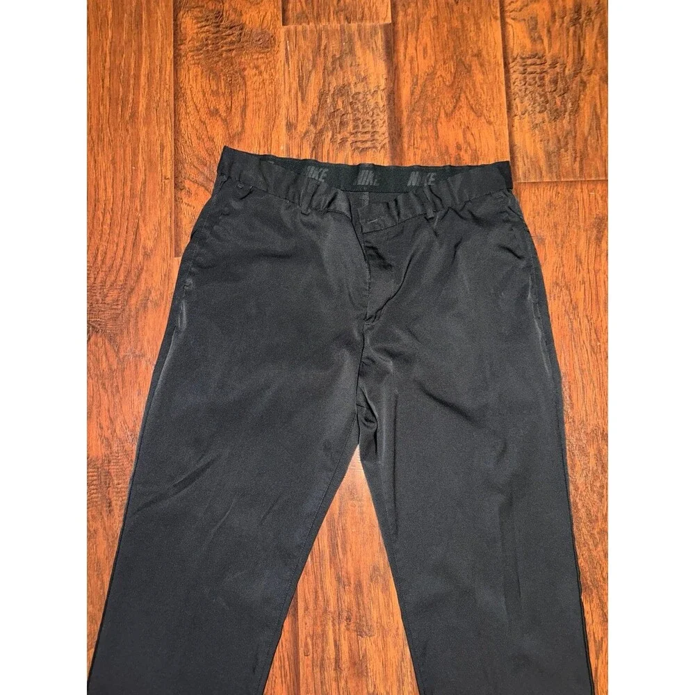 Nike golf mens  Straight-Leg / Slim-Fit Training Pants Size 34/32  (Black)